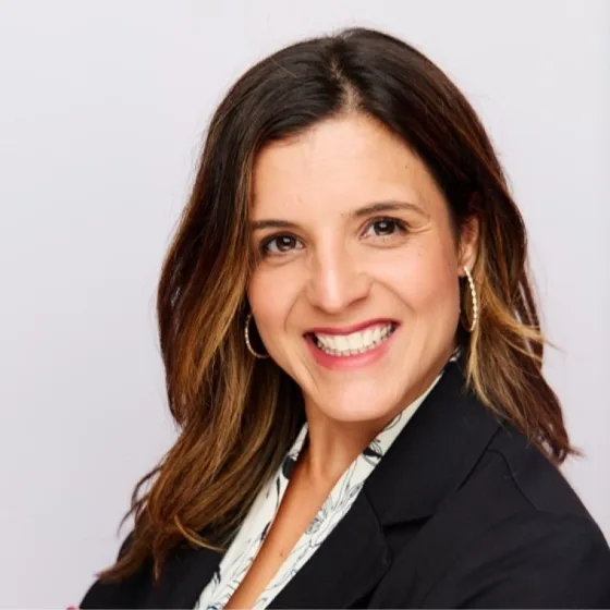 Veronica Verhoff, HR